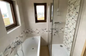 Rodinný dom Easy 48 v Chodové Plané - kúpelňa