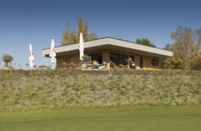 Reštaurácia na golfovom ihrisku pri Plzni